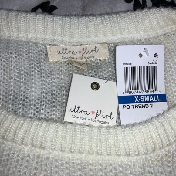 Ultra Flirt X-Small White Ribbed Knit Cropped Sweater With Multicolor Striped Sl - Picture 3 of 3